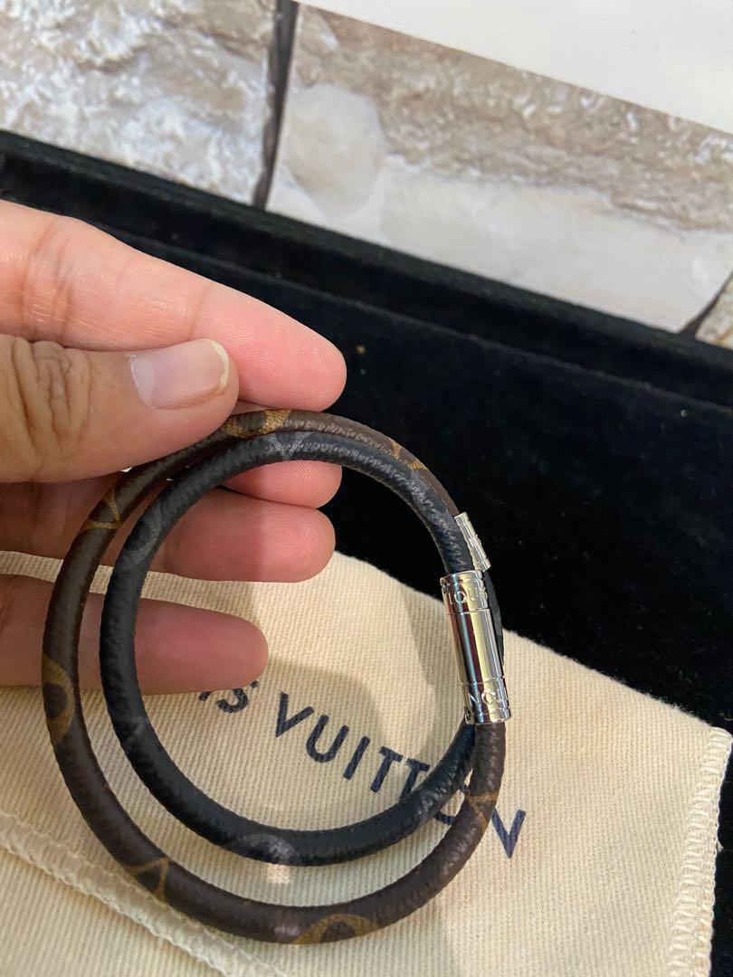 Louis Vuitton Keep it double leather bracelet (KEEP IT DOUBLE LEATHER  BRACELET, M6555D)