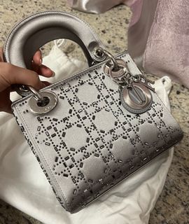 （分類：）位於 。 由 ci__0102 提交（商品編號 1157546562，圖片 1）。簡介： 。