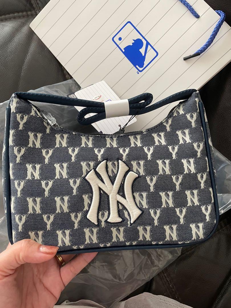 NY Yankees Monogram Embos Hobo Bag Black