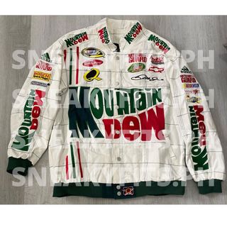 (Category: ) located in . Submitted by no.one.shop (Listing ID 1151517145, Image 1). Description: .