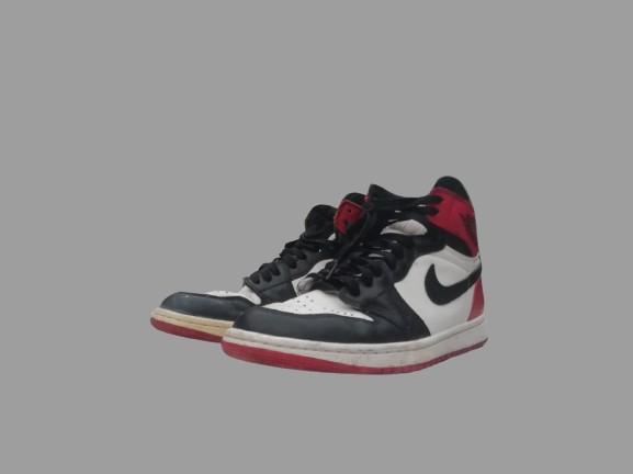 Nike Air Jordan 1 Retro Mid Bred Toe 