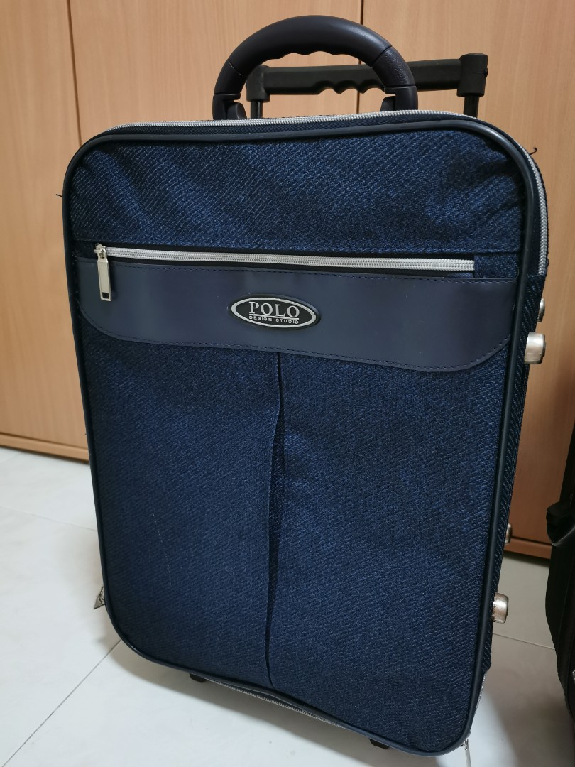 Studio cabin top case