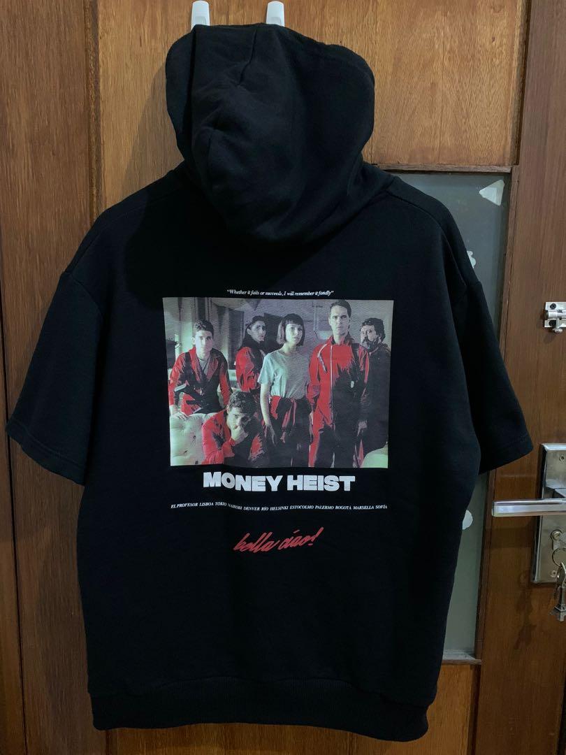 pullu0026bear money heist hoodie (oversized), Fesyen Pria, Pakaian , Atasan di  Carousell