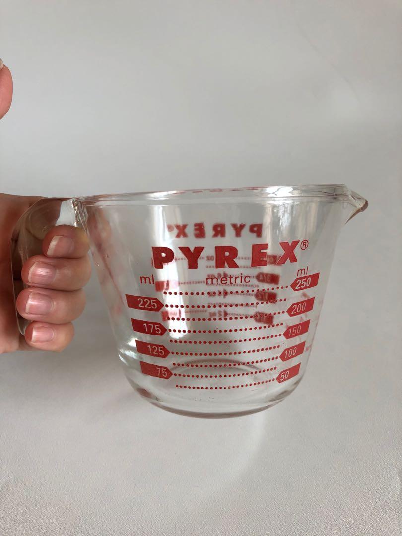 Pyrex Gelas Takar Gelas Ukur 250ml Kaca Beling Made In Usa Kitchen And Appliances Di Carousell 8435