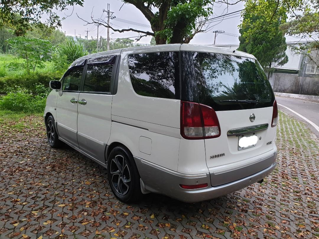 自售qrv 7人座 汽車 汽車出售在旋轉拍賣