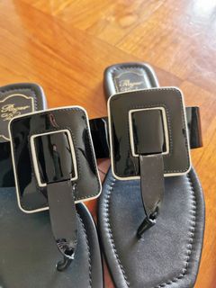 ROGER Vivier629776543392011116