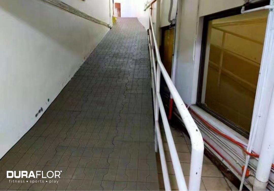 Rubber paver (Category: Carpets, Mats & Flooring) located in Caloocan City. Submitted by mrccorp (Listing ID 1157608254, Image 2). Description: ECOBRICK PAVER (Gym Rubber Flooring) protects floors and equipment while keeping you safe and comfortable during your workout. PM for Inquiries, 0917 5000096 manila.rubber@yahoo.com inquiries@manilarubber.com.