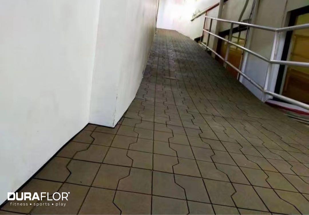 Rubber paver (Category: Carpets, Mats & Flooring) located in Caloocan City. Submitted by mrccorp (Listing ID 1157608254, Image 3). Description: ECOBRICK PAVER (Gym Rubber Flooring) protects floors and equipment while keeping you safe and comfortable during your workout. PM for Inquiries, 0917 5000096 manila.rubber@yahoo.com inquiries@manilarubber.com.