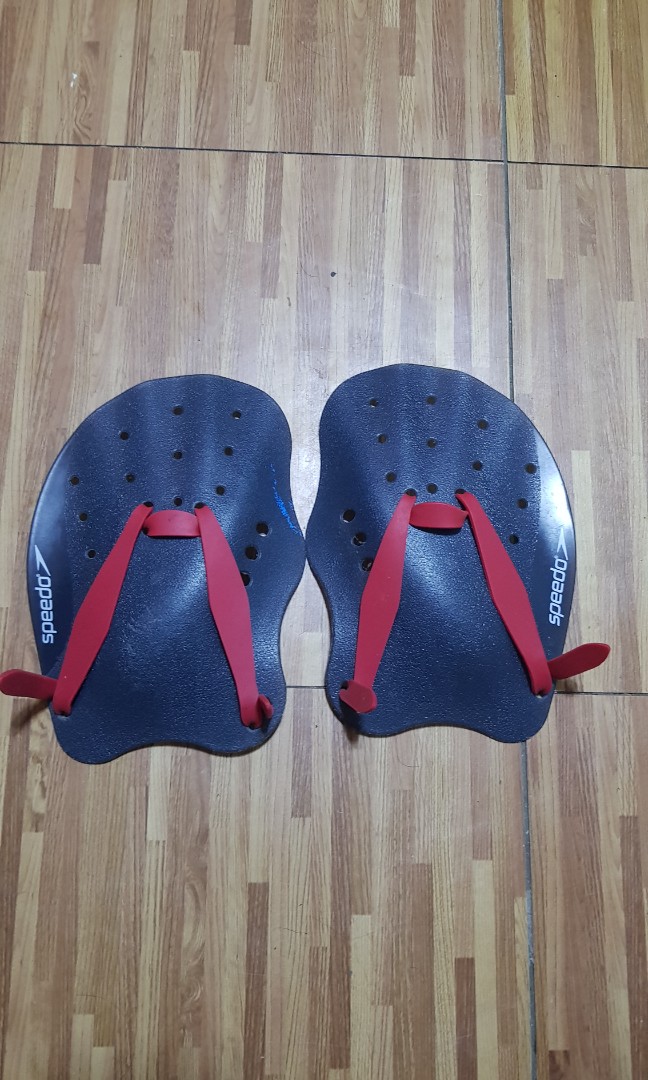 Speedo Hand paddles, Men's Fashion, Tops & Sets, Swim Top & Rash Guards