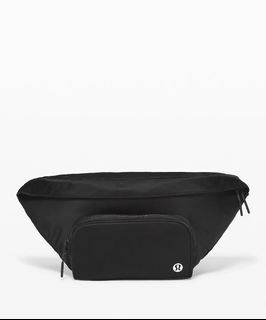 (Category: ) located in . Submitted by lululemoner (Listing ID 1157510391, Image 1). Description: .