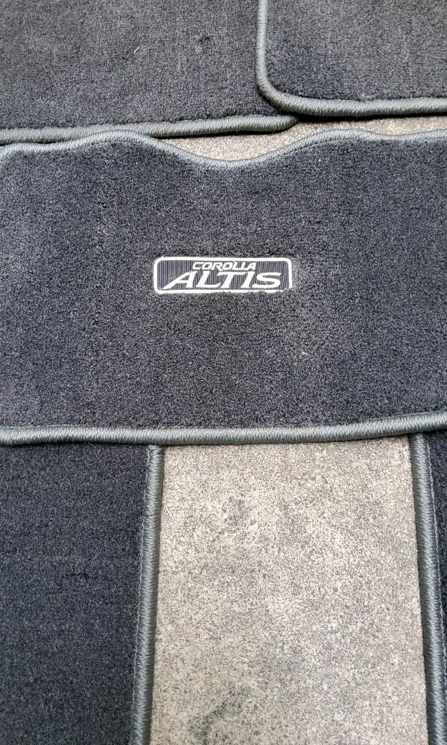 Toyota altis floor mat, Car Accessories, Accessories on Carousell
