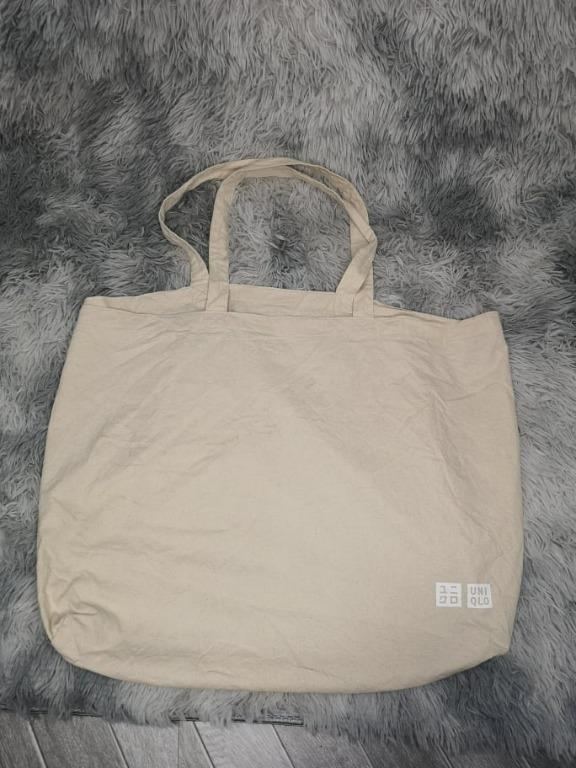 Canvas tote sales bag uniqlo