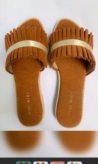 Vini vidi vici vini vici vincci vnc sandal mustard brown coklat