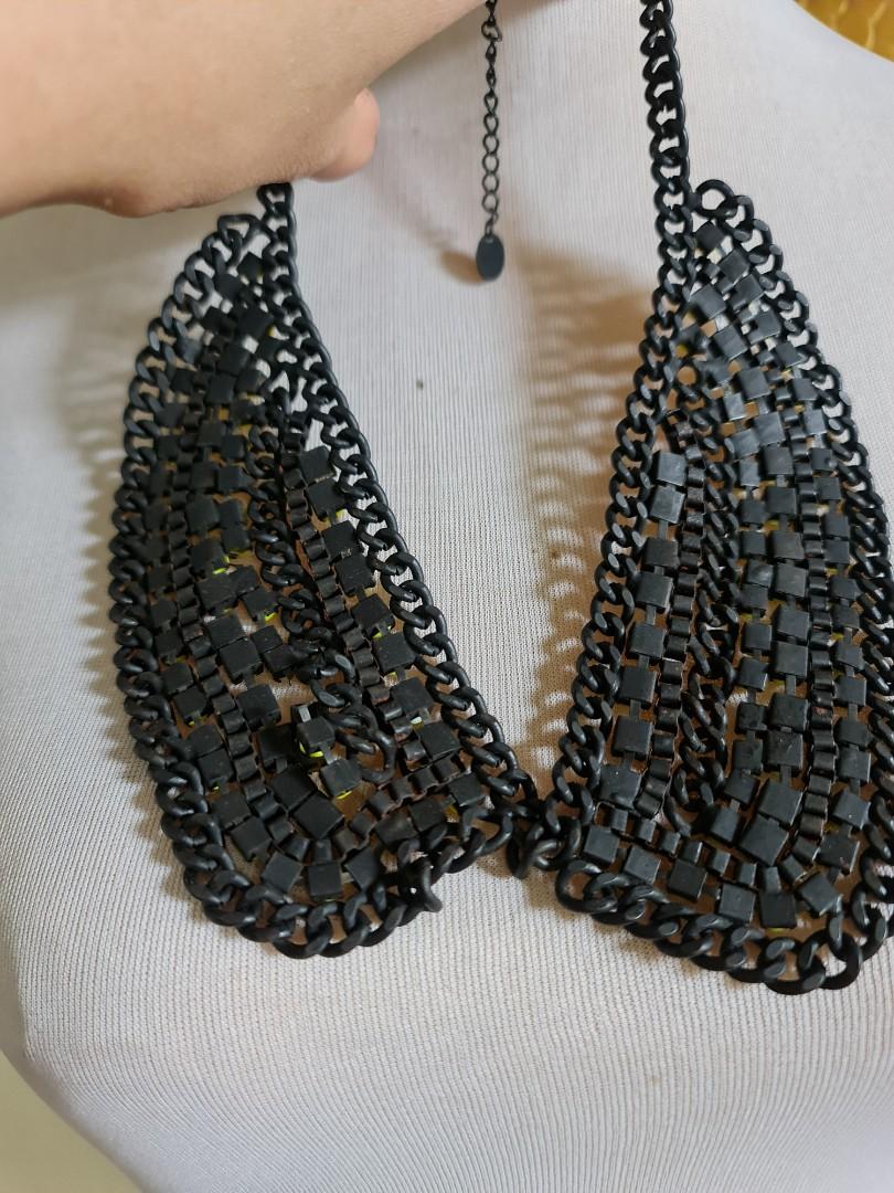 Zara Accessories Collection Bib Necklace, Women's Fashion, Jewelry & Organizers, Necklaces on