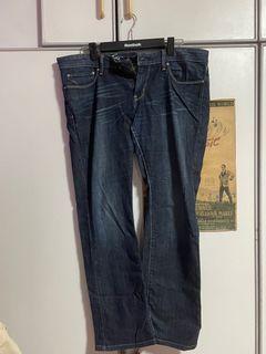 Devastate Muş Hasta kişi  Levi's Orange tab jeans 702 Straight cut vintage, Women's Fashion, Bottoms,  Jeans & Leggings on Carousell