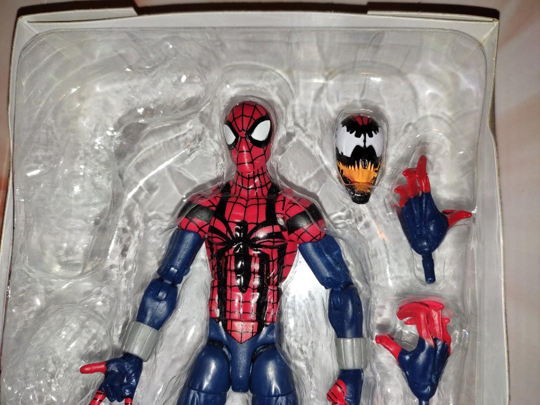 右不議價Hasbro Marvel Legends Universe 6 Inch 6吋PVC製Spider-Man