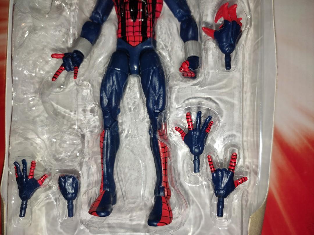 右不議價Hasbro Marvel Legends Universe 6 Inch 6吋PVC製Spider-Man