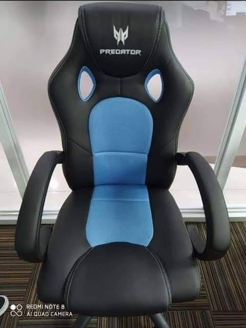 Gaming chair shop acer predator