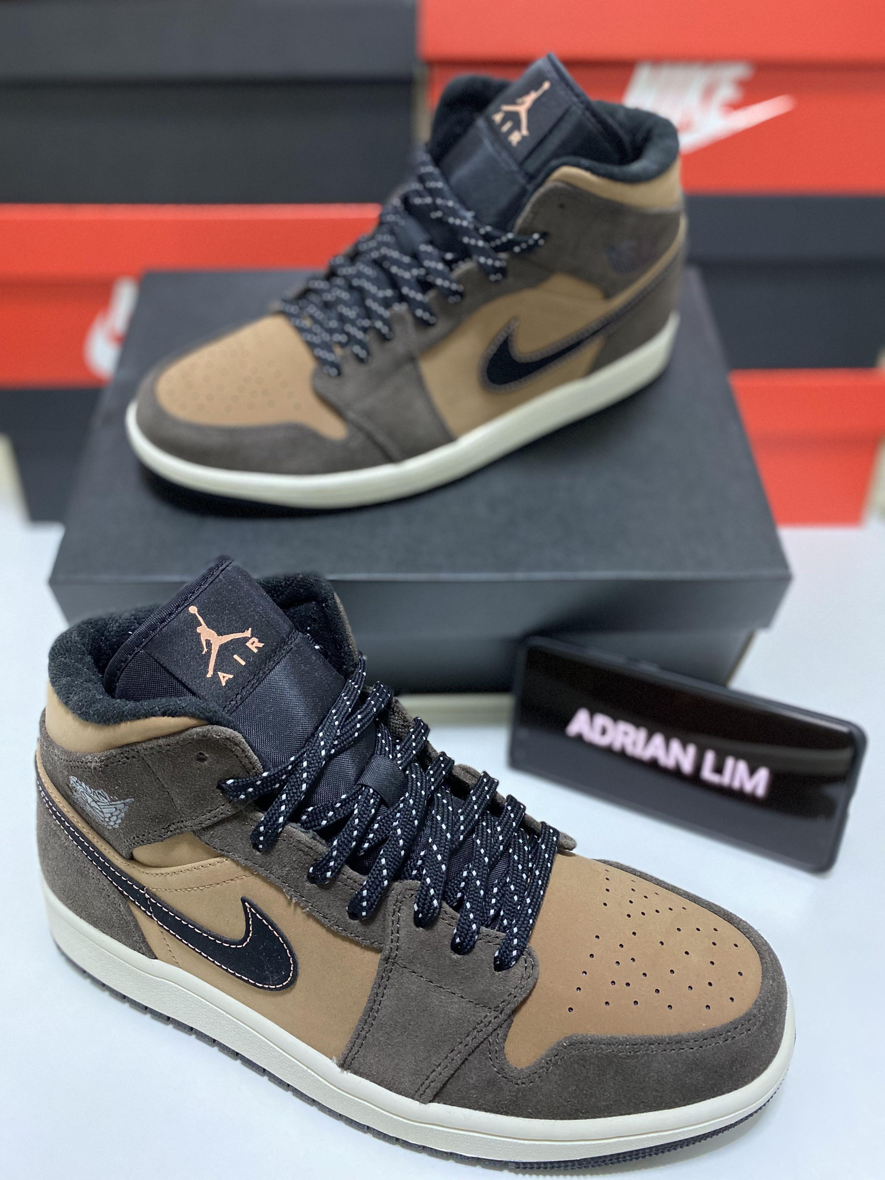 Air Jordan 1 Mid Dark Chocolate, Men's Fashion, Footwear, Sneakers on