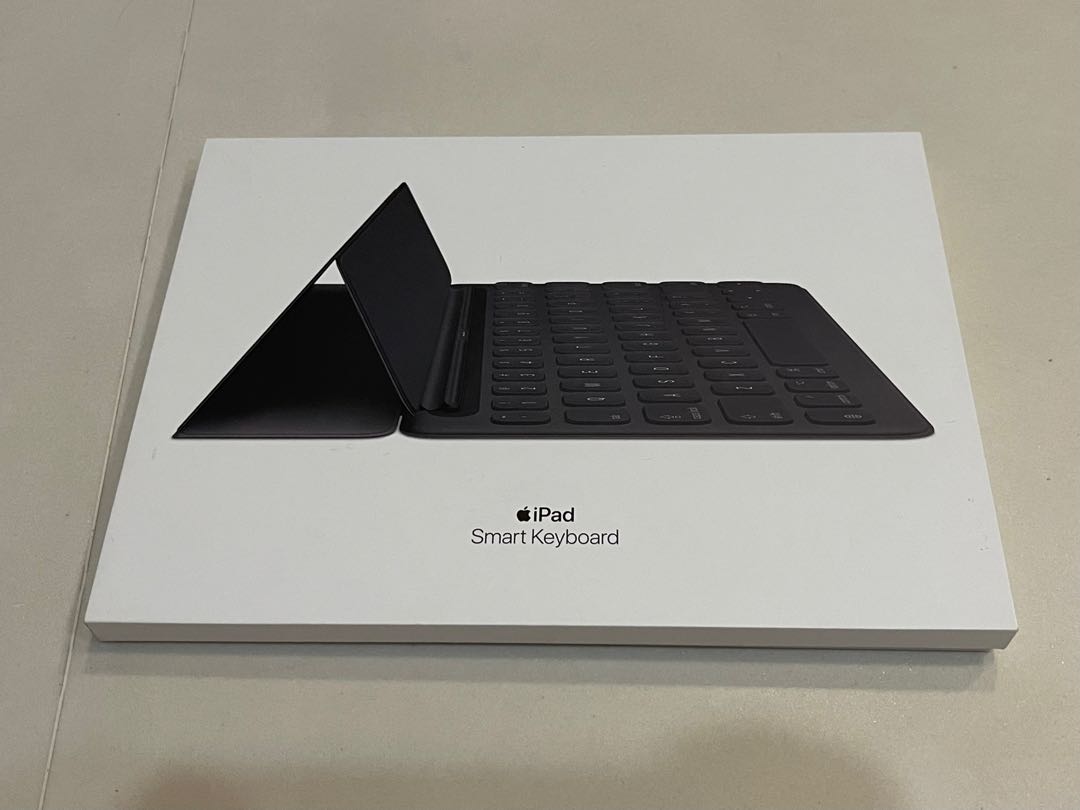 Apple 10.5in iPad Pro Smart Keyboard MPTL2ZA/A, Mobile Phones & Gadgets, Tablets, iPad on Carousell