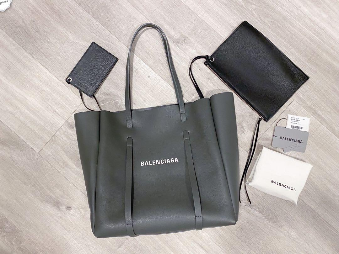 Balenciaga medium discount everyday tote
