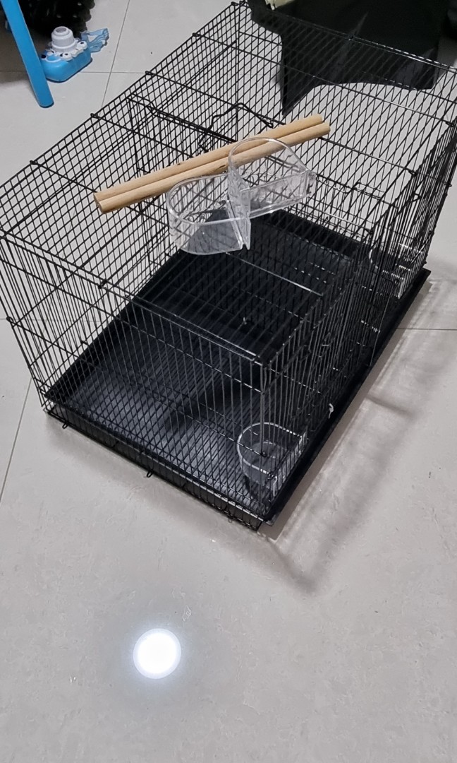 Bird cage with removable central separator, Pet Supplies, Homes & Other