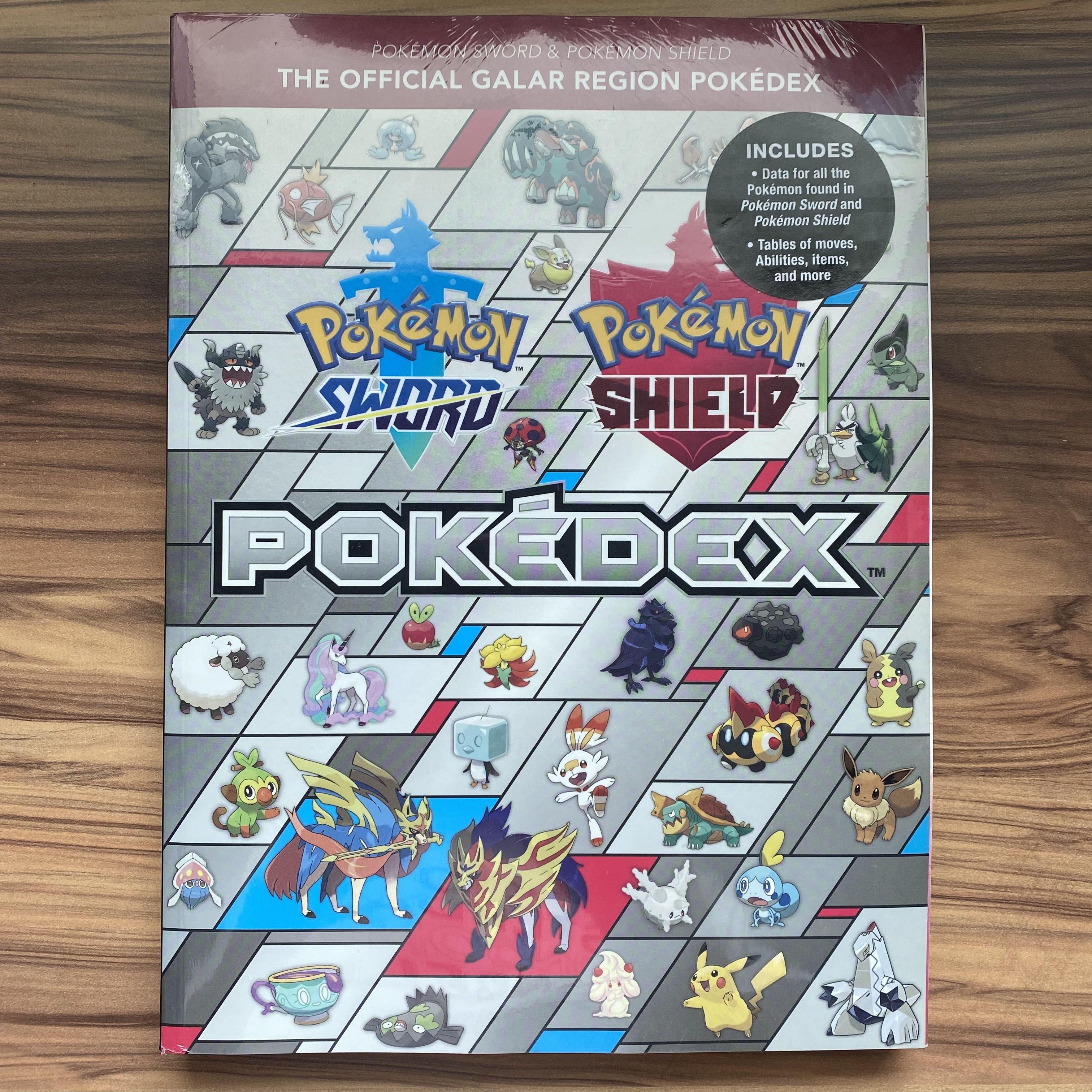Pokemon Sword - Shield Official Galar Region Pokedex Softcover