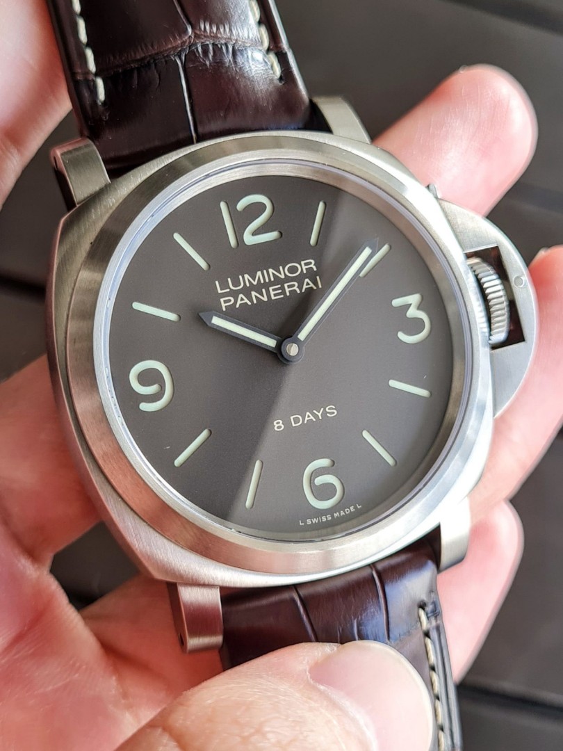 Panerai 562 deals