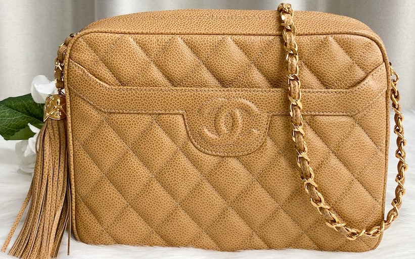Chanel beige top camera bag