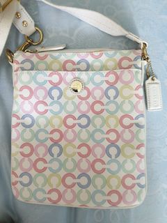 (Category: ) located in . Submitted by joyeestore (Listing ID 1157683942, Image 1). Description: .