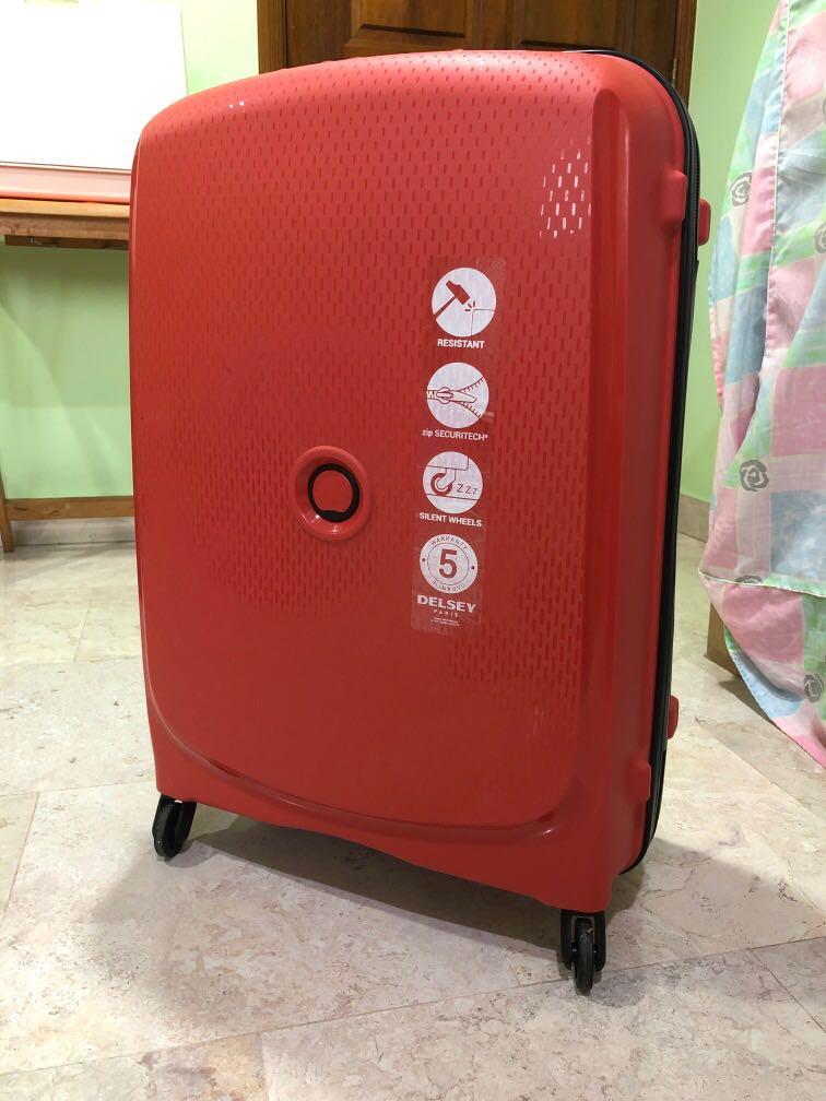 Delsey Belmont 70 cm Rouge Red BNIB
