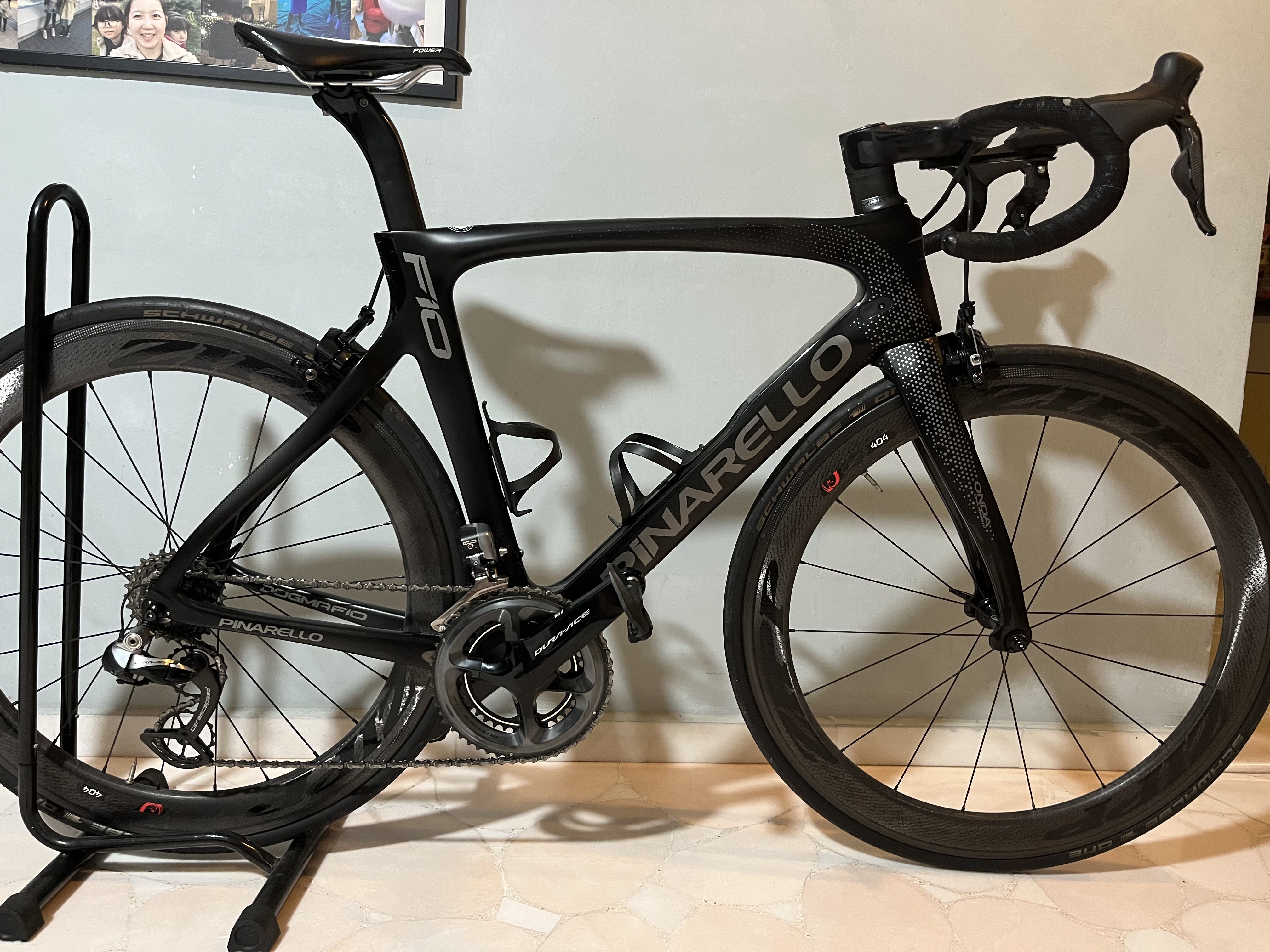 Pinarello dogma sale f10 2018 price