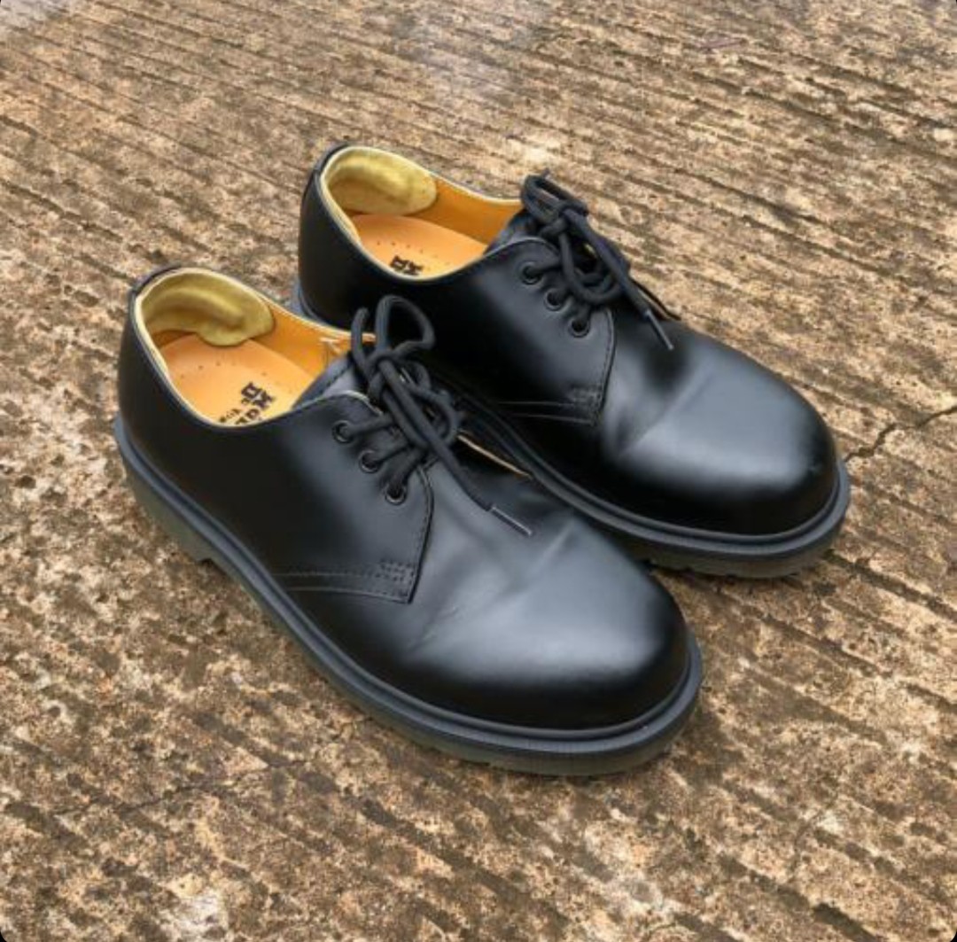 dr martens mens low top