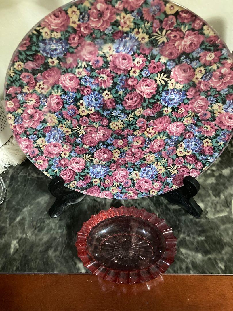 Floral deco plate and ashtray (Category: Other Home Decor) located in Mendez-Nunez. Submitted by BeYOUtifulStuffsGalore (Listing ID 1157783456, Image 3). Description: Preloved floral decorative plate, 9” in diameter, bundled with a pink ashtray. .