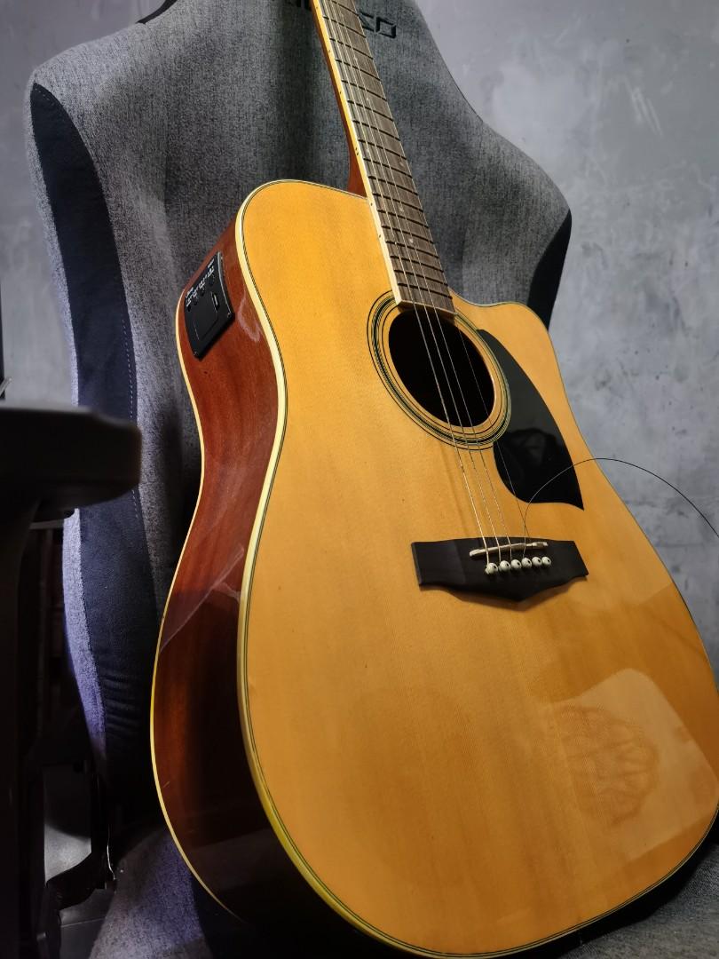 IbanezAEQ2T Guitar, Hobbies & Toys, Music & Media, Musical Instruments