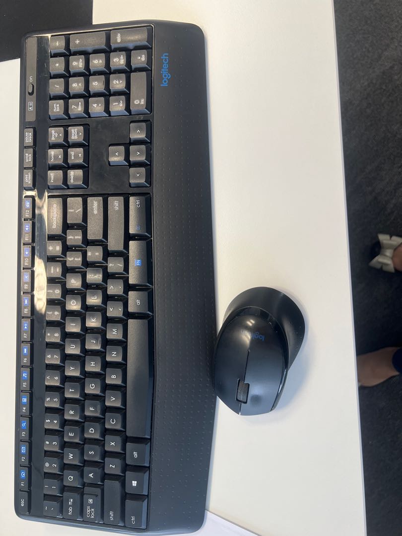 Logitech keyboard (K345)and mouse(M275), Computers & Tech, Parts