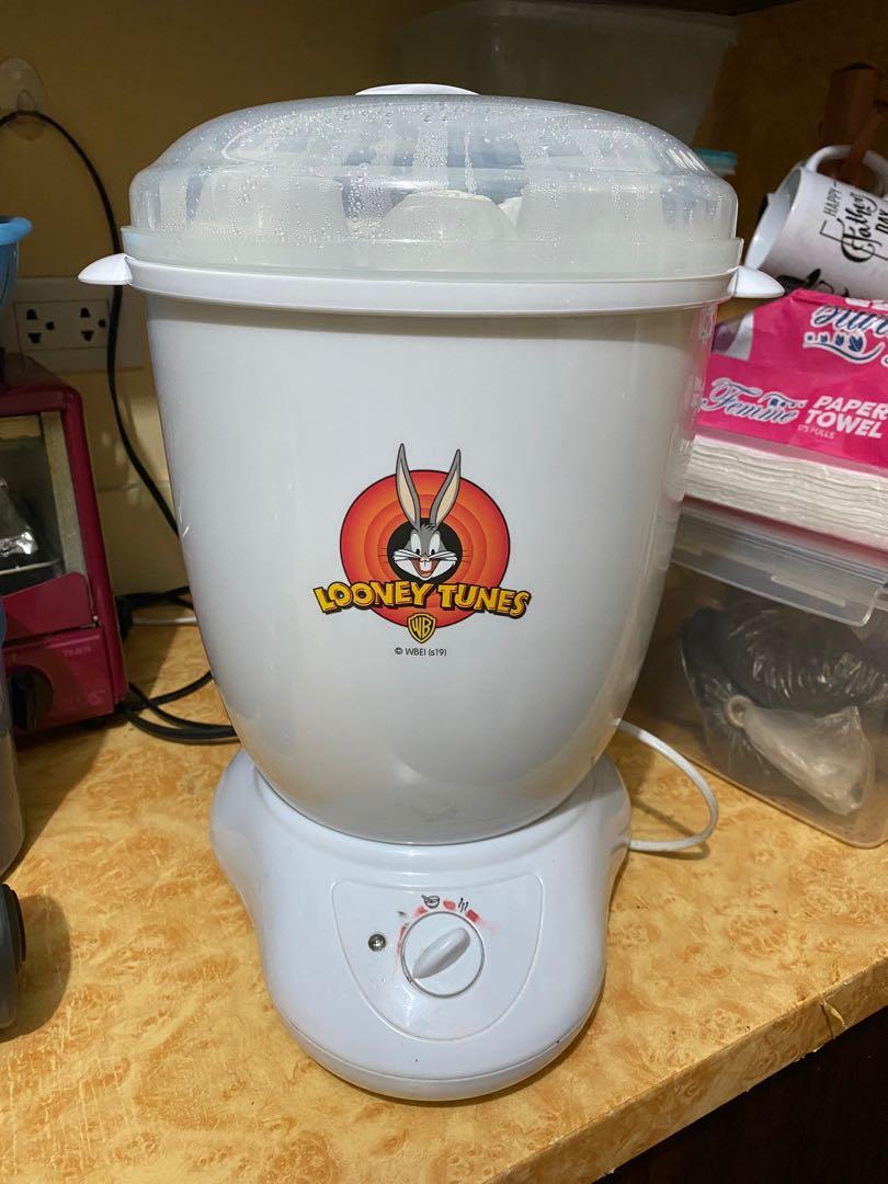 Looney Tunes Multi-Purpose Rapid Steam and Sterilizer (Category: Breastfeeding & Bottle Feeding) located in Mandaluyong City. Submitted by karizzmaph (Listing ID 1157692569, Image 1). Description: Looney Tunes Multi-Purpose Rapid Steam and Sterilizer ₱700 Color: White 💖 Well used yung sterilizer but not abused, faded na ang print sa sterilizer pero working pa rin 💖 Some accessories are not used 💖 Bottles not included 💖 FREE drying rack FEATUR