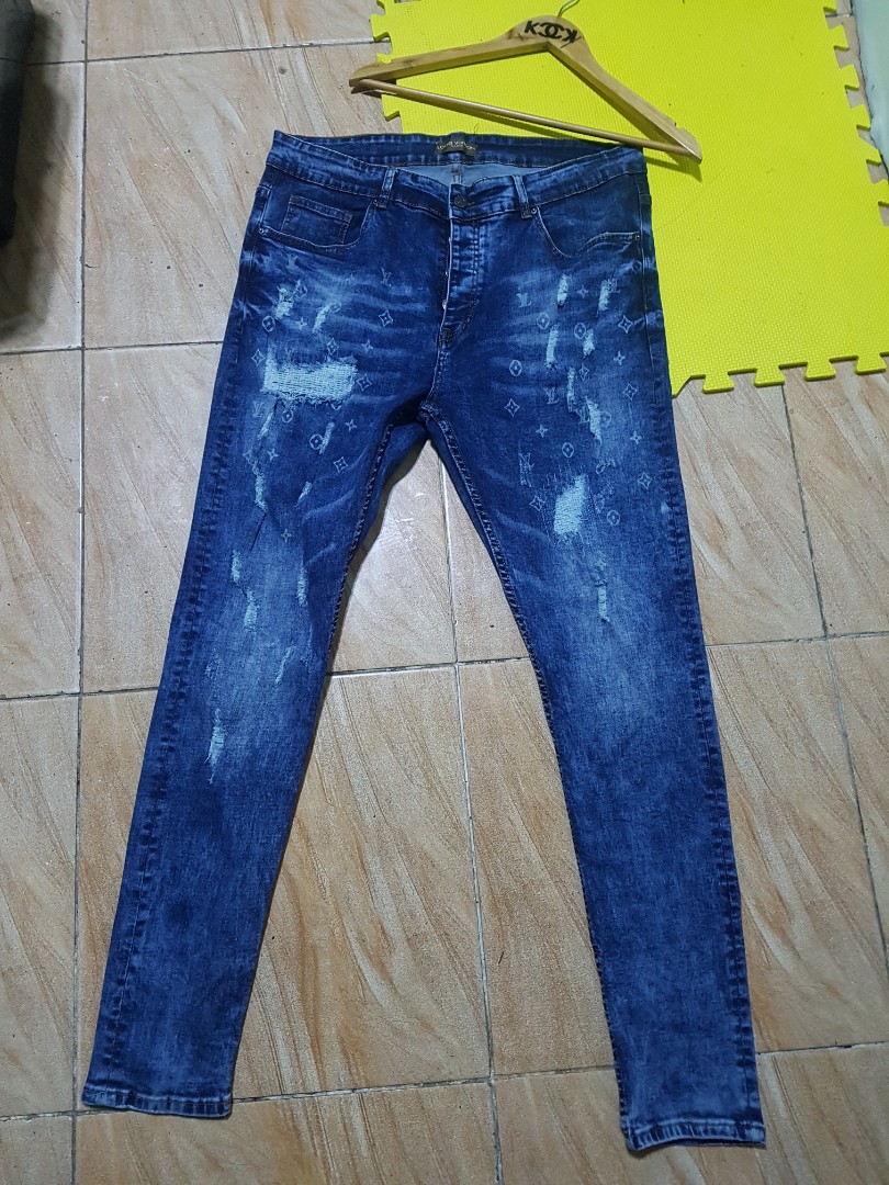 Louis Vuitton, Luxury, Apparel on Carousell