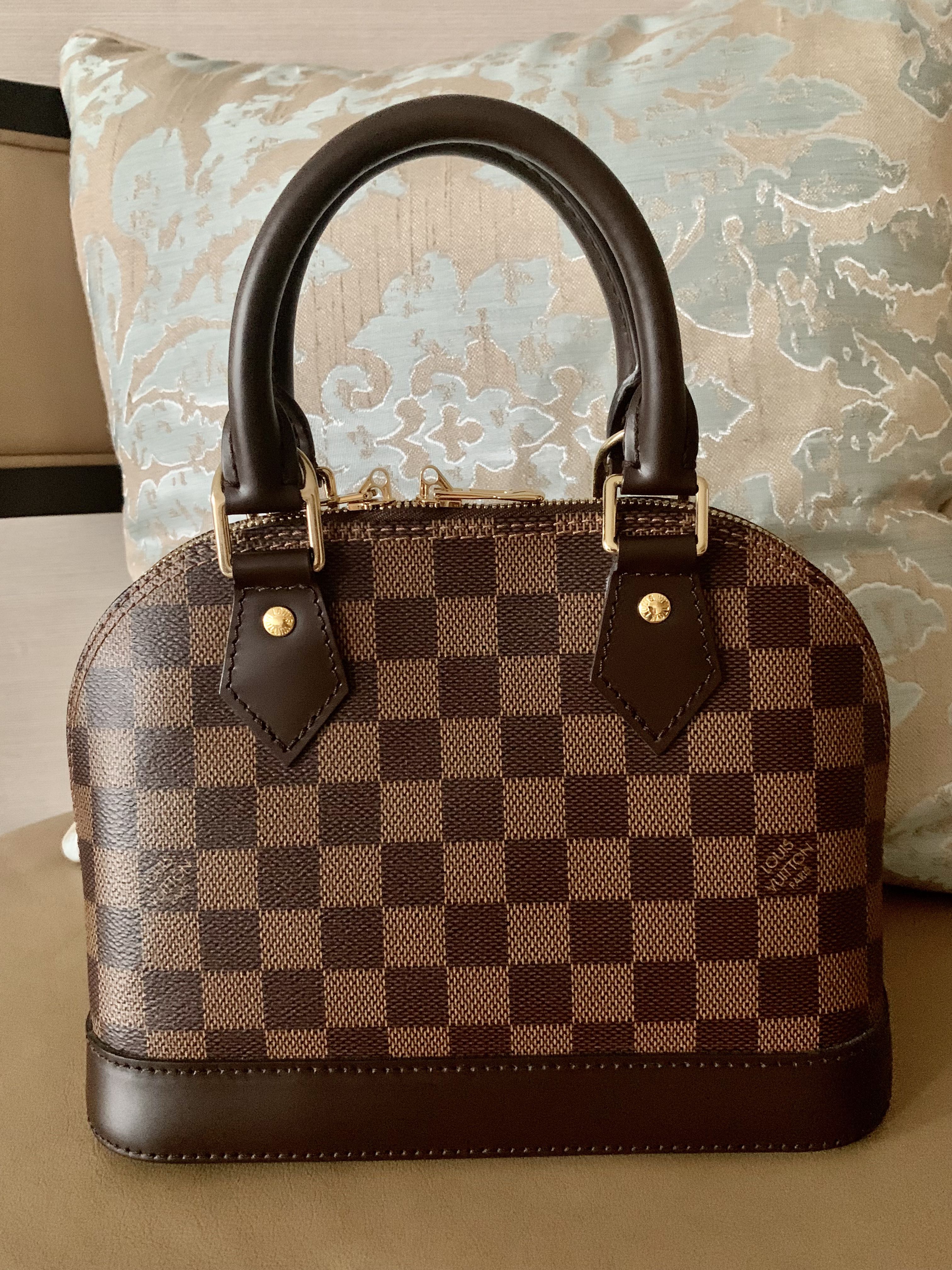 ALMA BB Honest REVIEW: Best Affordable Louis Vuitton Bag? Damier Ebene  Worth It?