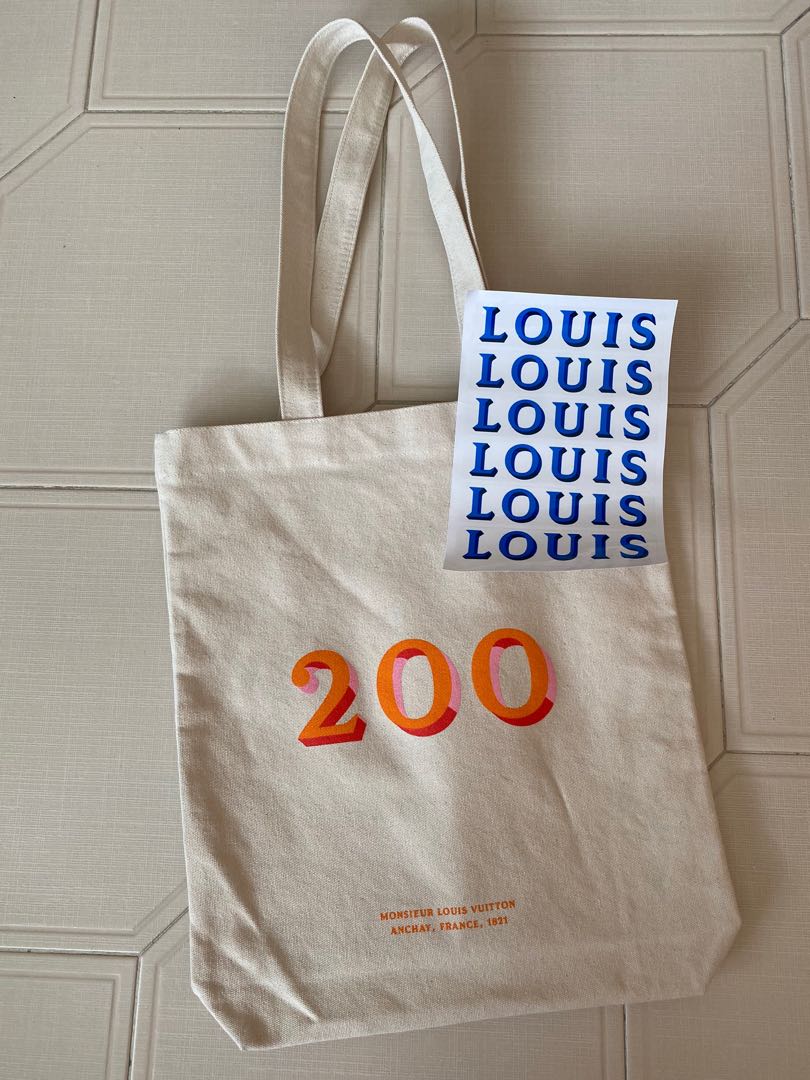 LV LOUIS VUITTON TOTE BAG COLLECTIBLE FROM “200 TRUNKS, 200