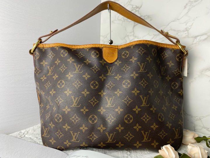 Louis vuitton large monogram tote discount