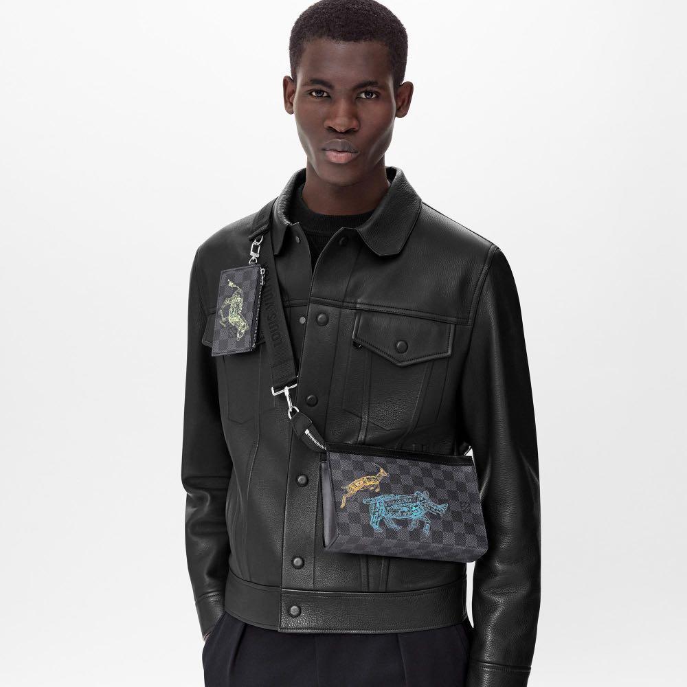 Louis Vuitton Gaston Wearable Wallet Damier Graphite Canvas – EliteLaza