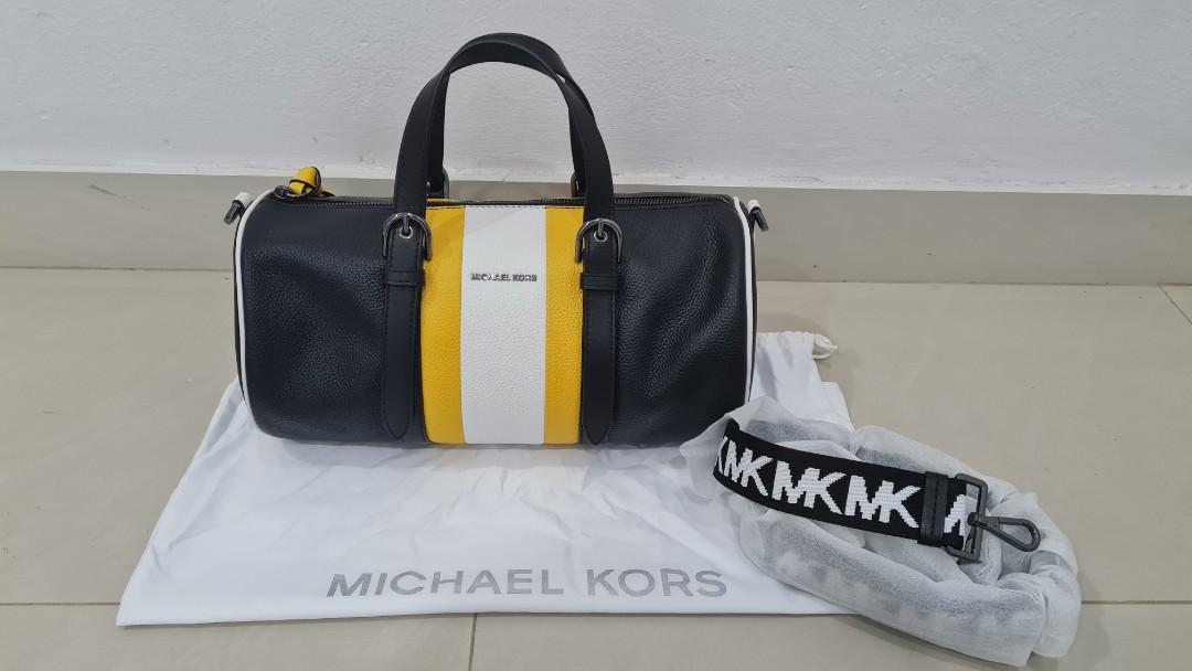 Michael kors stanton barrel bag 2025