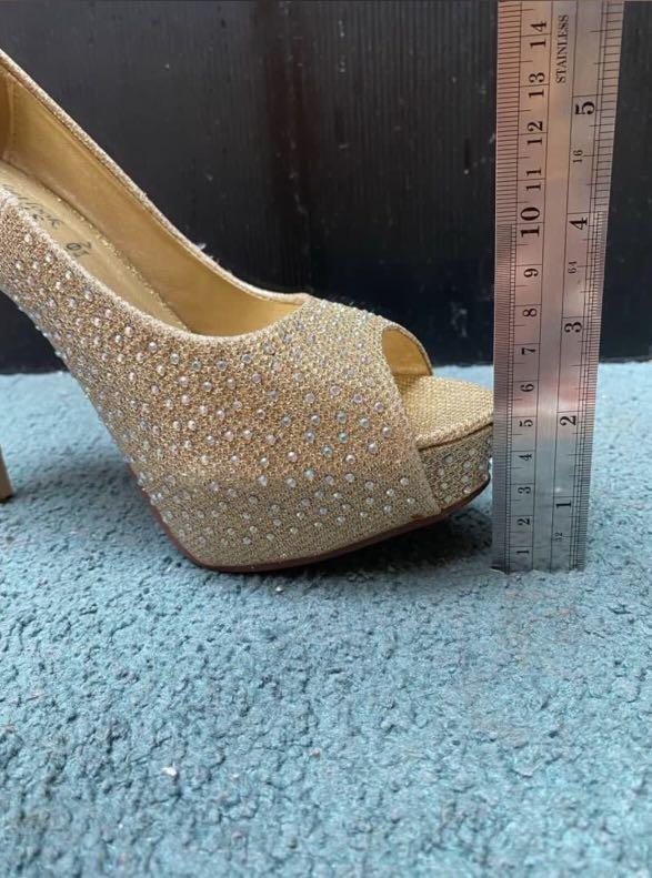 New look gold pump heels, Fesyen Wanita 