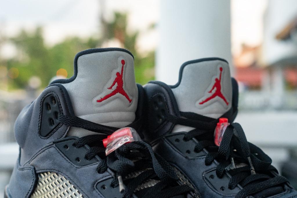Jordan 5 satin bred on feet store