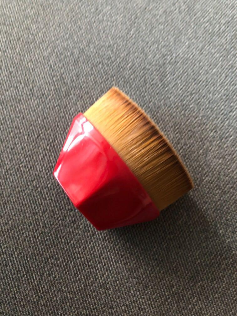 SHU UEMURA foundation brush 55, Beauty & Personal Care, Face, Makeup on