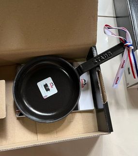 （分類：）位於 。 由 cile33 提交（商品編號 1157832578，圖片 1）。簡介： 。