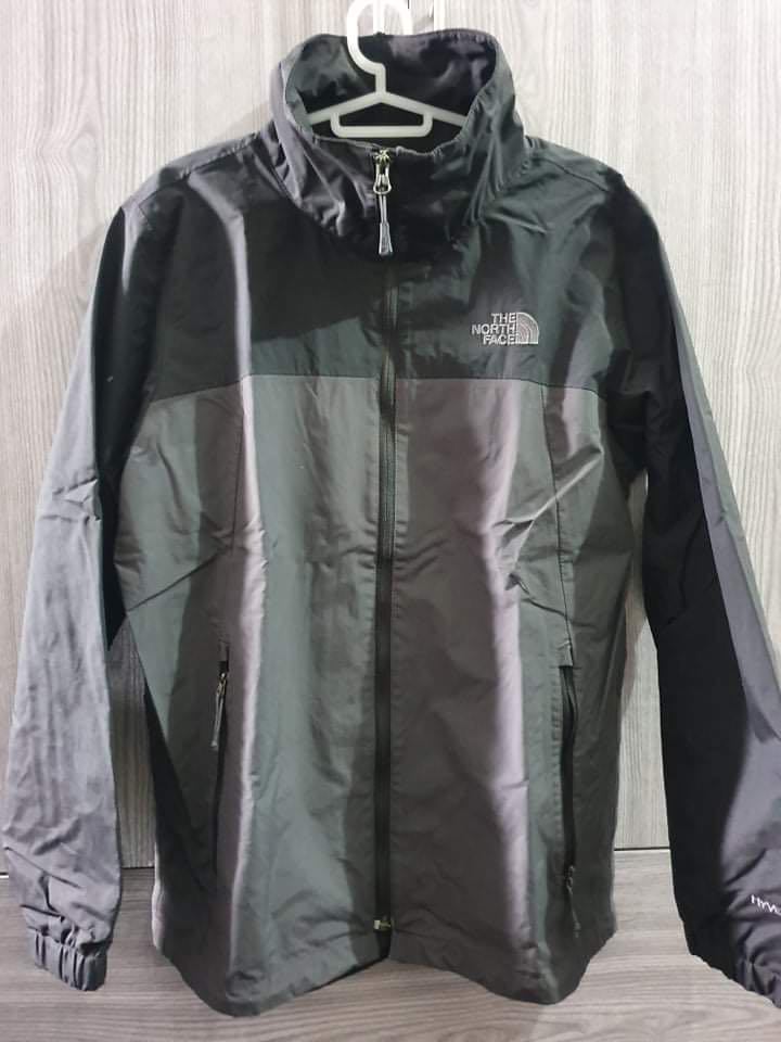 TNF Hyvent, Men's Fashion, Activewear on Carousell