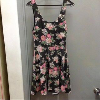 (Category: ) located in . Submitted by nylys (Listing ID 134133987, Image 1). Description: .