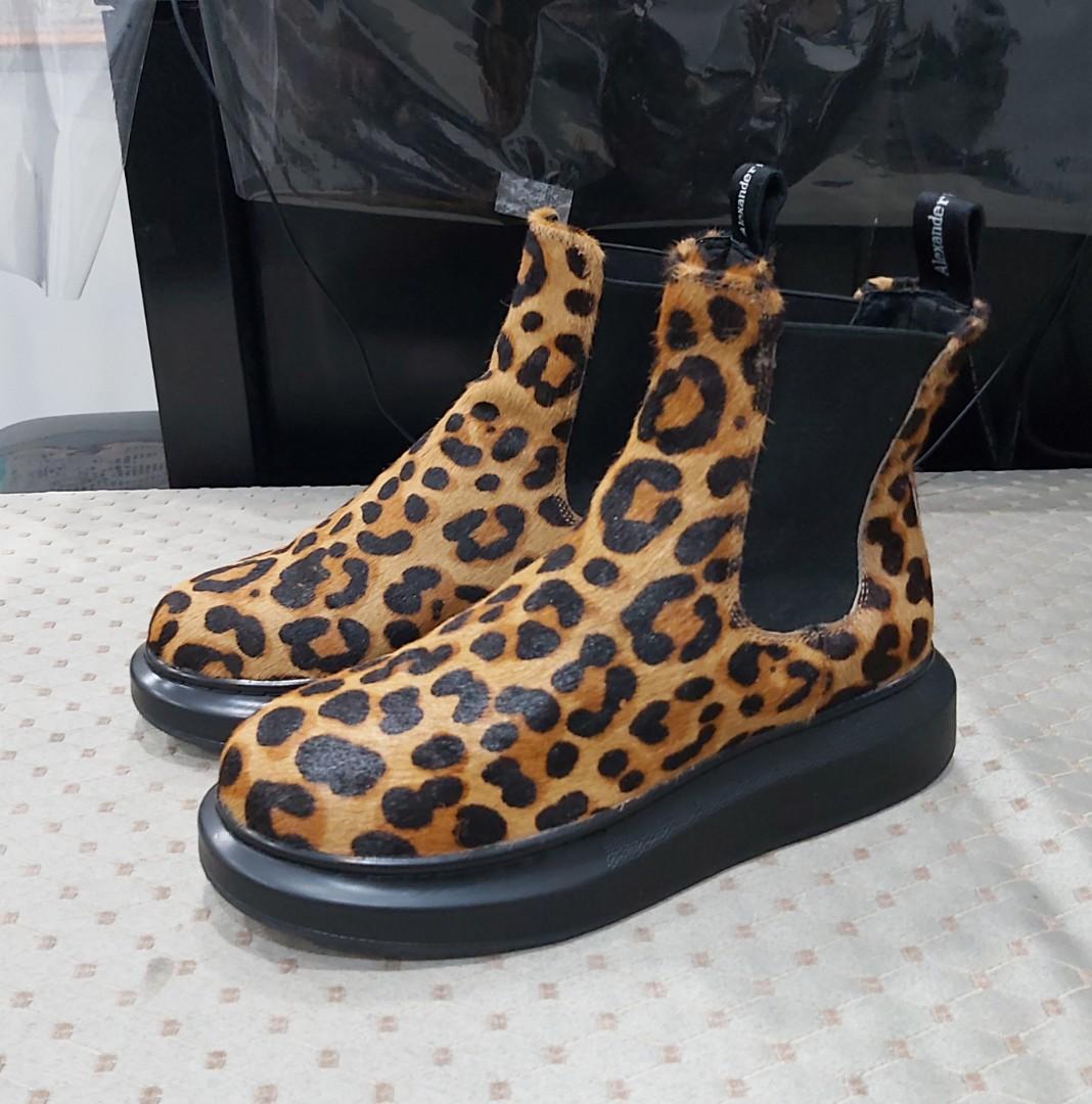 size 7 in alexander mcqueen